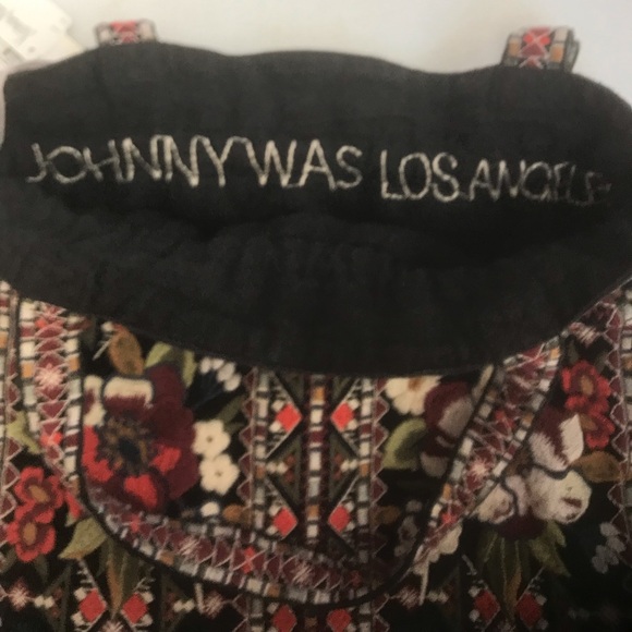 Johnny Was Beatriz Linen Drawstring Handbag Black with Floral Embroidery - Picture 8 of 10